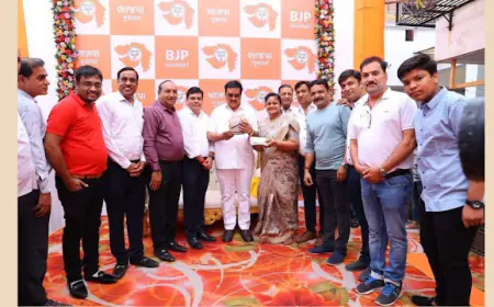 भाजपा गुजरात प्रदेश अध्यक्ष सी आर पाटिल के जन्मदिन पर सेवा यज्ञ