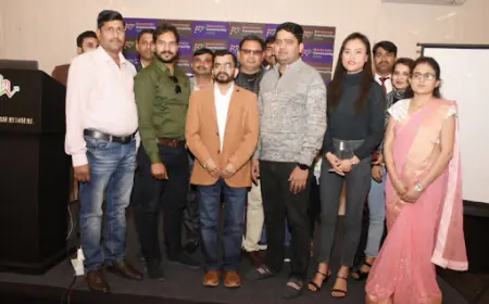 ब्लॉकचेन कम्युनिटी इंडिया ने केक काटकर सेलिब्रेट किया फाउंडेशन डे