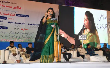 डॉ. प्रज्ञा शर्मा' ने कहा…."जिन्हें जुनून हो लहरों से जंग करने का, समुंदरों में वही रास्ता बनाते हैं